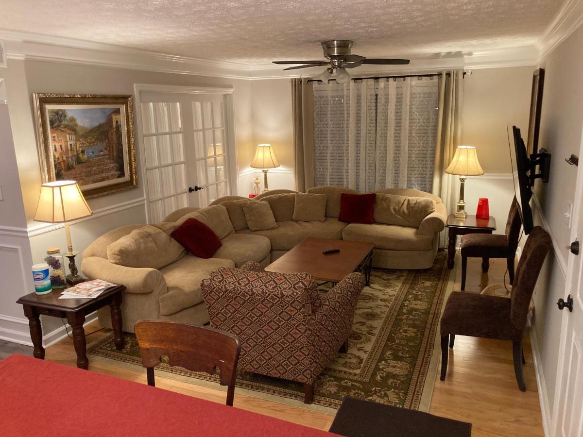 Spacious 3 Bedroom 2 Bath Condo Close To Five-Points In Athens Exterior photo